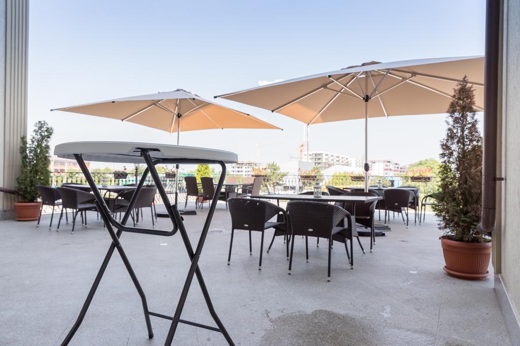 Hotel Giuliano Bragadiru Extérieur photo